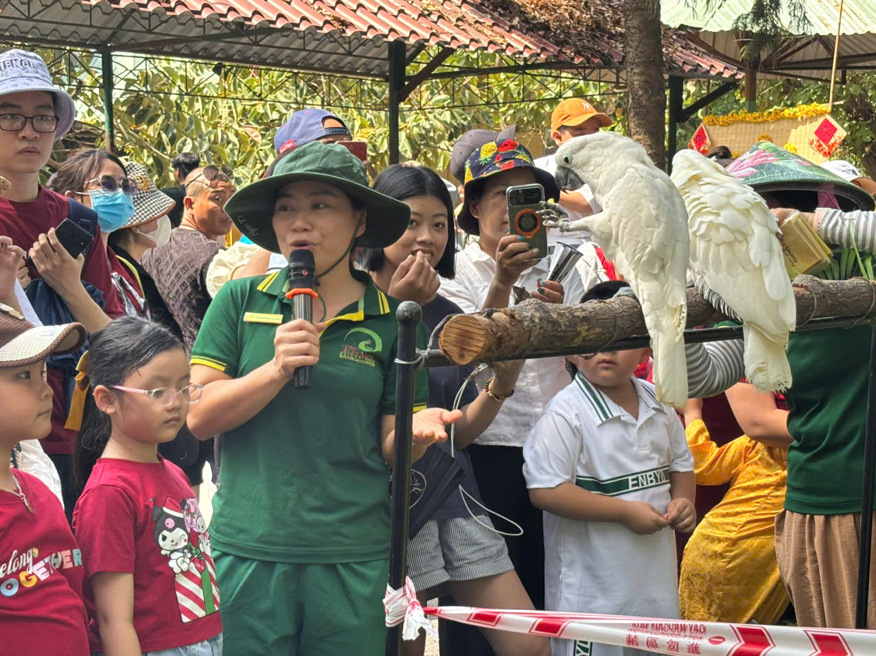 z7569932660211_32bff72be50bb517d7140759334ed528